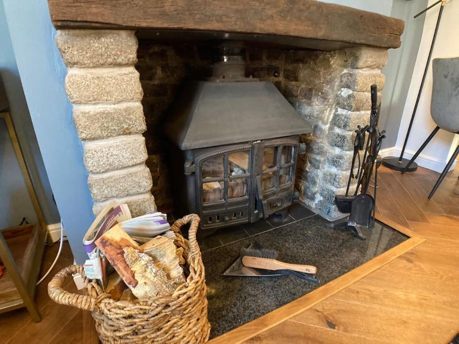Cosy 2 Bedroom Cottage In Scarborough'S Old Town Exterior foto